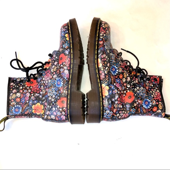Vintage Floral Doc Martens - Picture 4 of 10